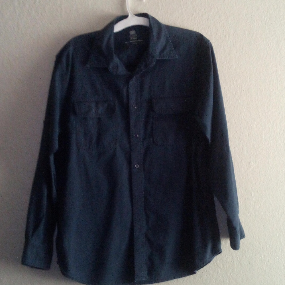 Casual long sleeve dress shirt